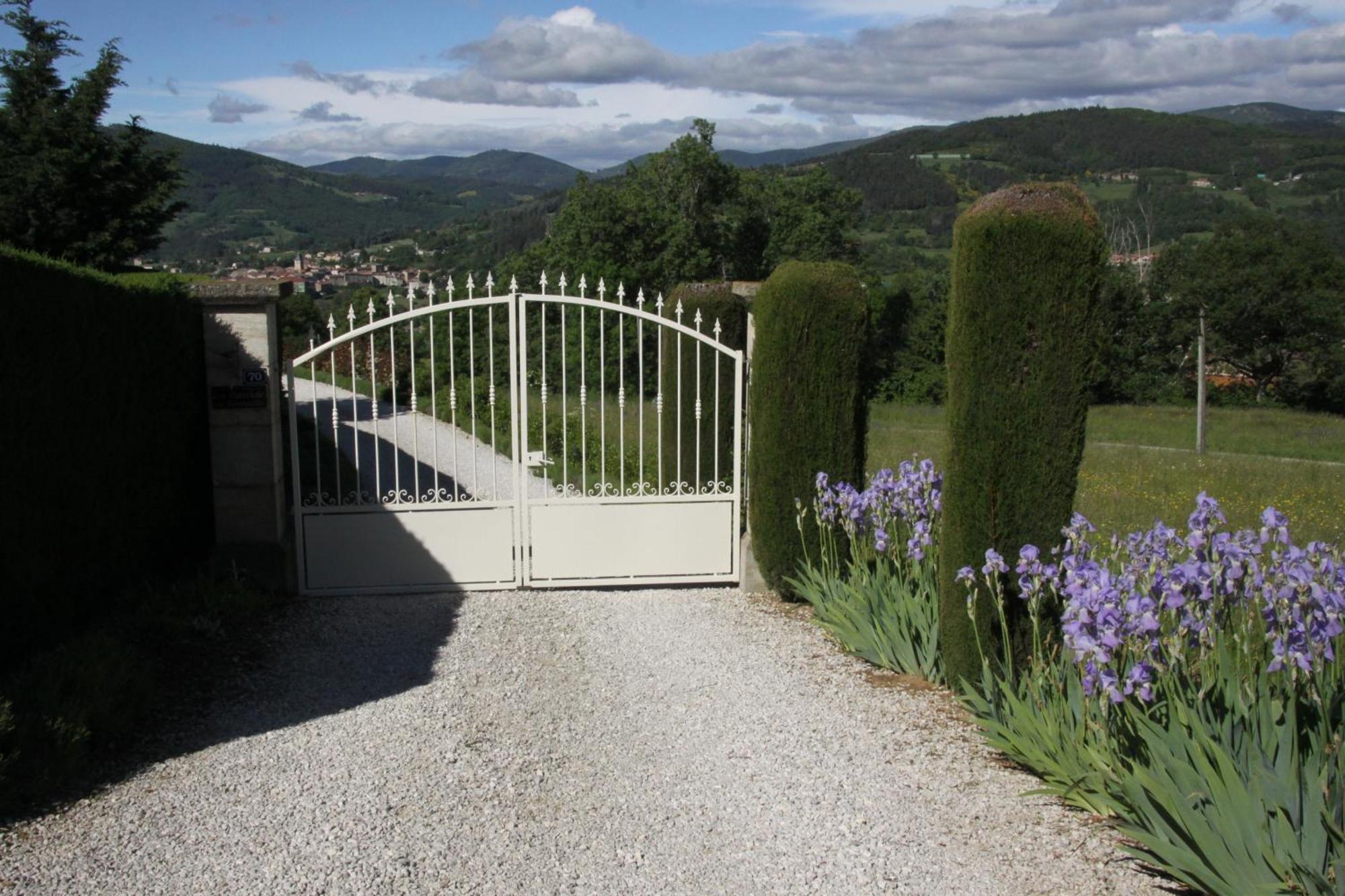 La Bastide De Fontaille Bed & Breakfast Saint-Felicien Exterior photo
