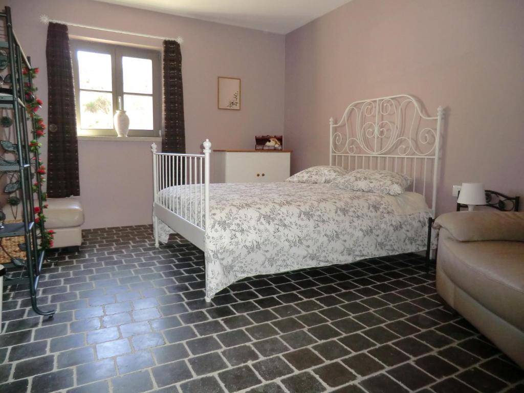 La Bastide De Fontaille Bed & Breakfast Saint-Felicien Room photo