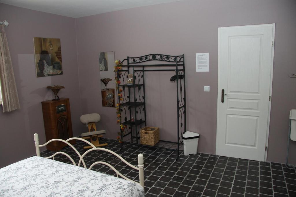 La Bastide De Fontaille Bed & Breakfast Saint-Felicien Room photo